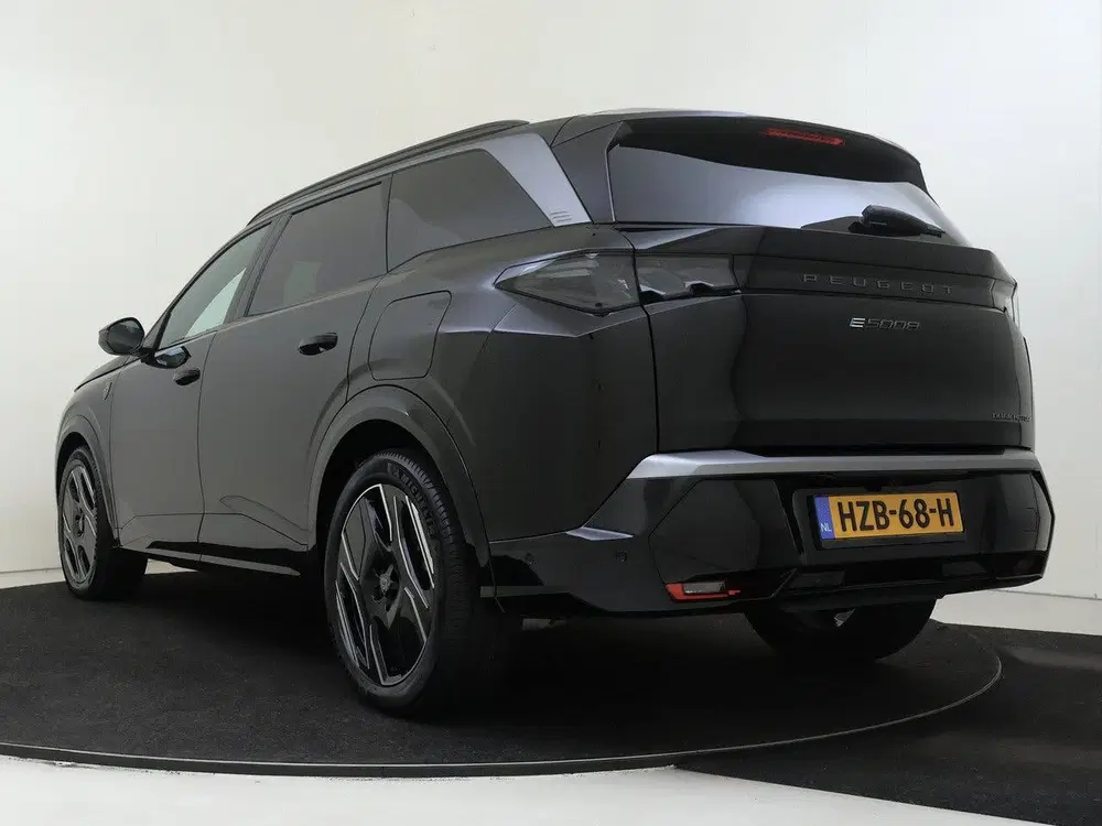 Peugeot 5008 Launch Edition Dual Motor 73 kWh 325pk uit 2025, foto 4