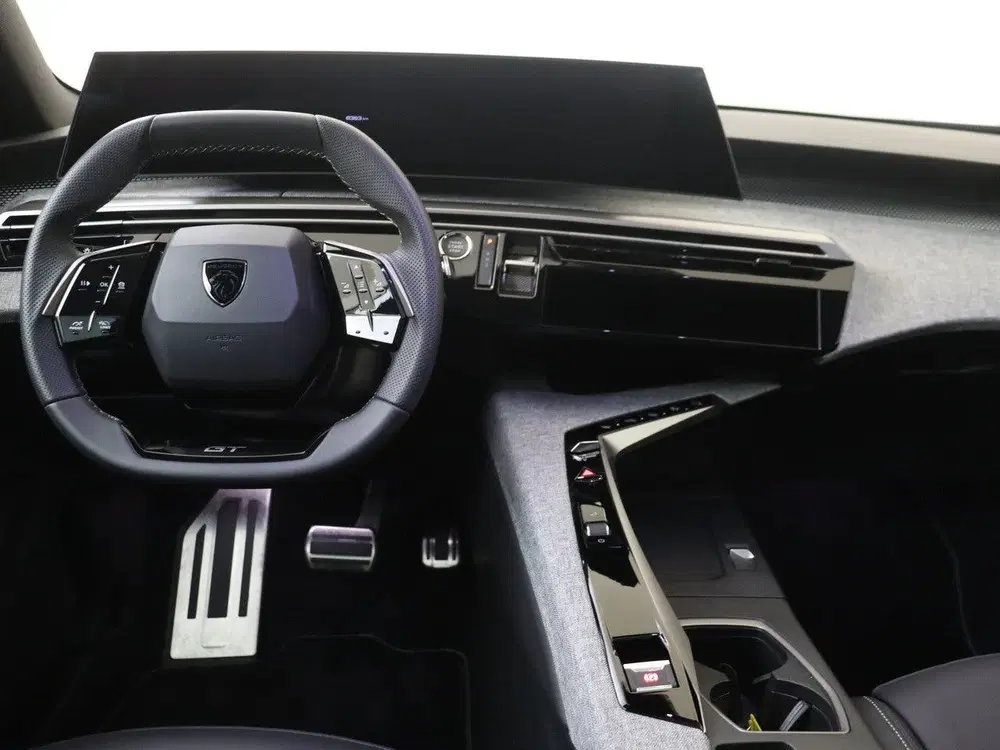 Peugeot 5008 Launch Edition Dual Motor 73 kWh 325pk uit 2025, foto 5