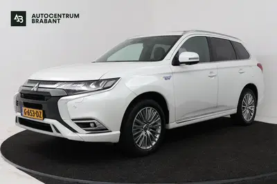 Mitsubishi Outlander 2.4 PHEV Instyle (PANORAMADAK uit 2019