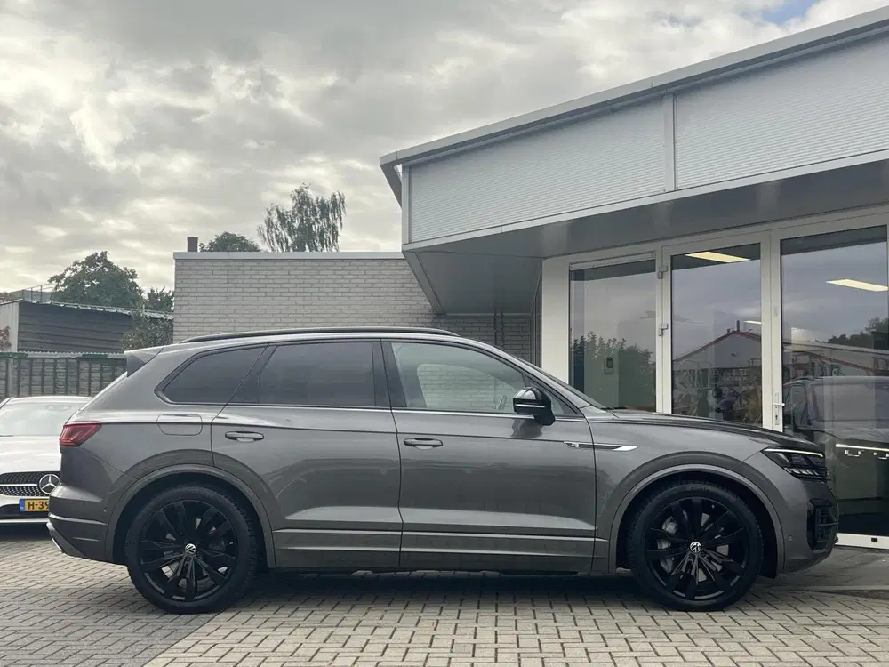 Volkswagen Touareg 3.0 TSi 4MOTION R 462PK PANO+ACC+TREKHAAK uit 2021, foto 3