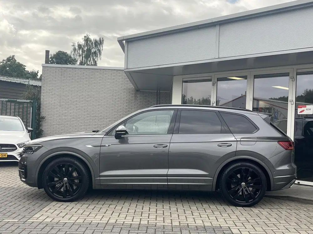Volkswagen Touareg 3.0 TSi 4MOTION R 462PK PANO+ACC+TREKHAAK uit 2021, foto 6