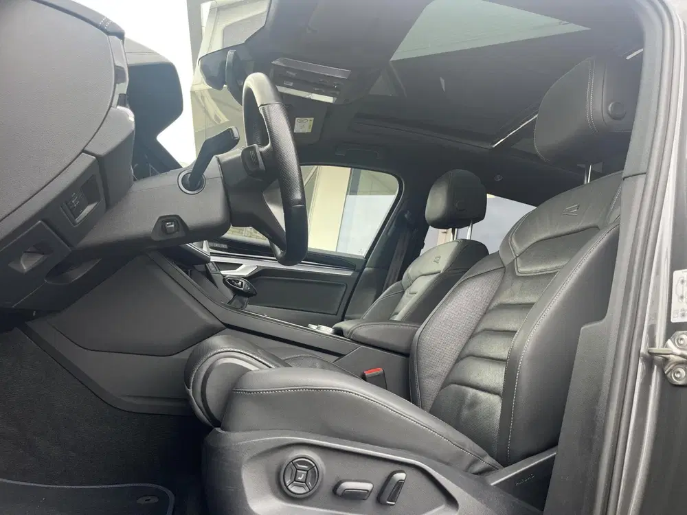 Volkswagen Touareg 3.0 TSi 4MOTION R 462PK PANO+ACC+TREKHAAK uit 2021, foto 9