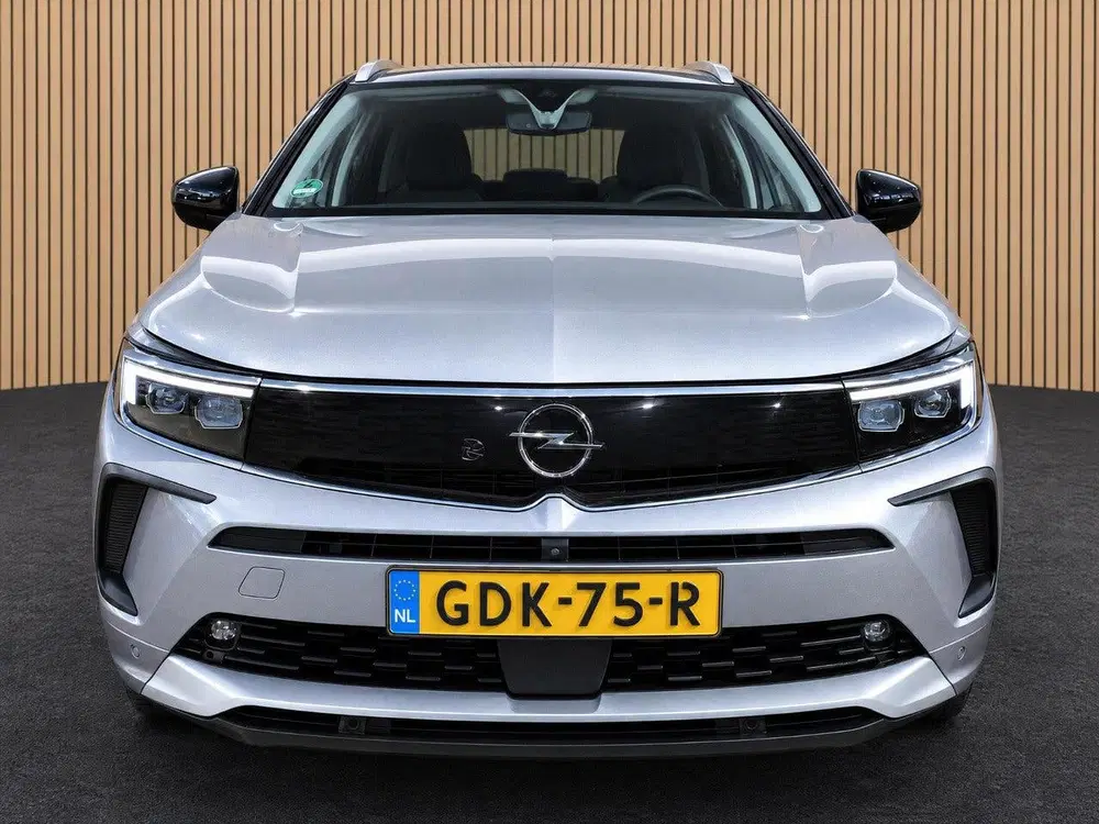 Opel Grandland 1.6 Turbo Plug-In Hybrid 4x4 Business Eleg uit 2022, foto 11