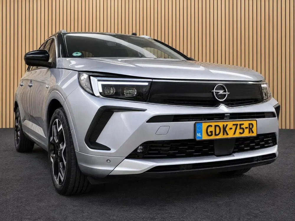 Opel Grandland 1.6 Turbo Plug-In Hybrid 4x4 Business Eleg uit 2022, foto 7