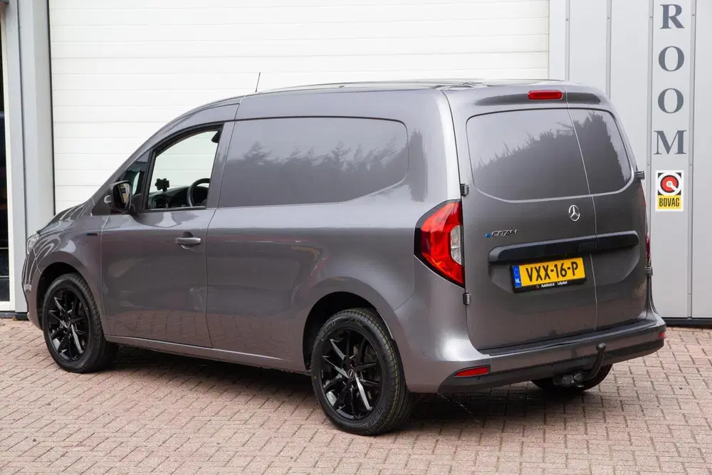 Mercedes-Benz Citan Mercedes eCitan L1 Pro 51 kWh NL-Auto Trek uit 2023, foto 3