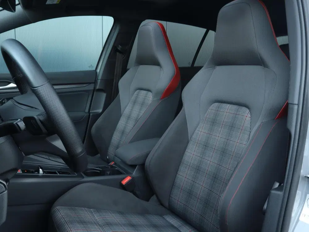 Volkswagen Golf 2.0 TSI GTI 245PK uit 2020, foto 12