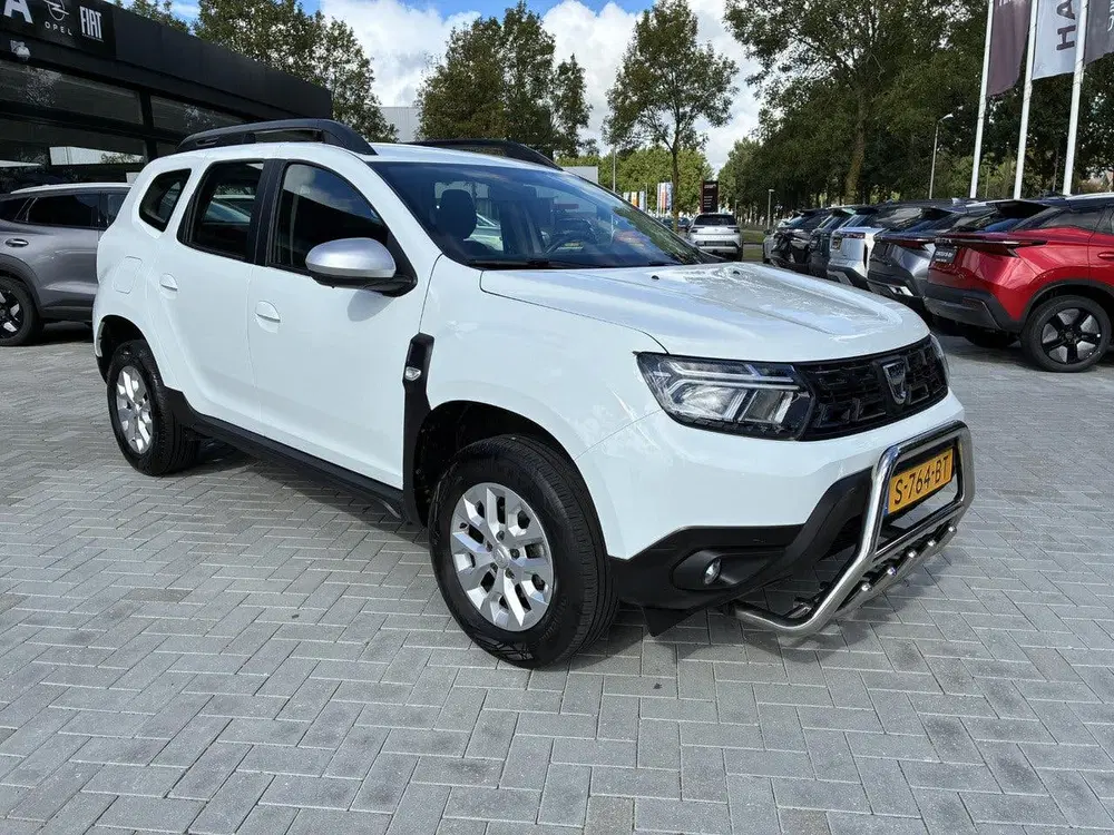 Dacia Duster 1.3 TCe Comfort uit 2023, foto 3
