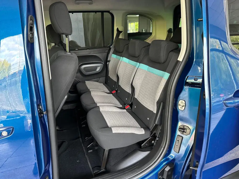 Citroën Berlingo Citroen BERLINGO 1.2 PureTech Shine uit 2019, foto 12