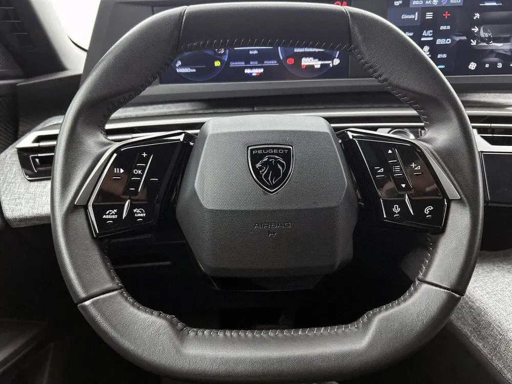 Peugeot 5008 145pk Allure Hybrid uit 2025, foto 13