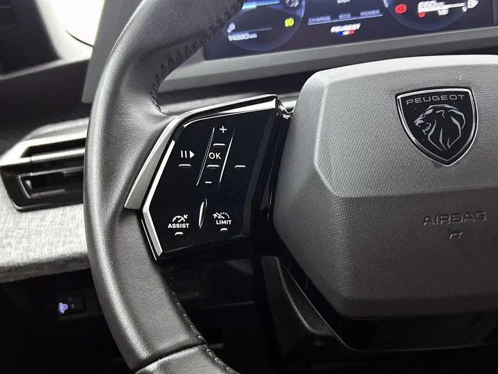 Peugeot 5008 145pk Allure Hybrid uit 2025, foto 15