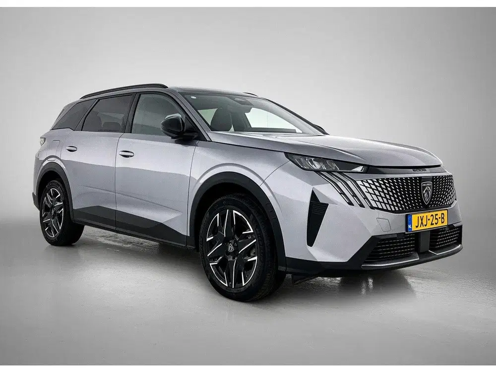Peugeot 5008 145pk Allure Hybrid uit 2025, foto 5