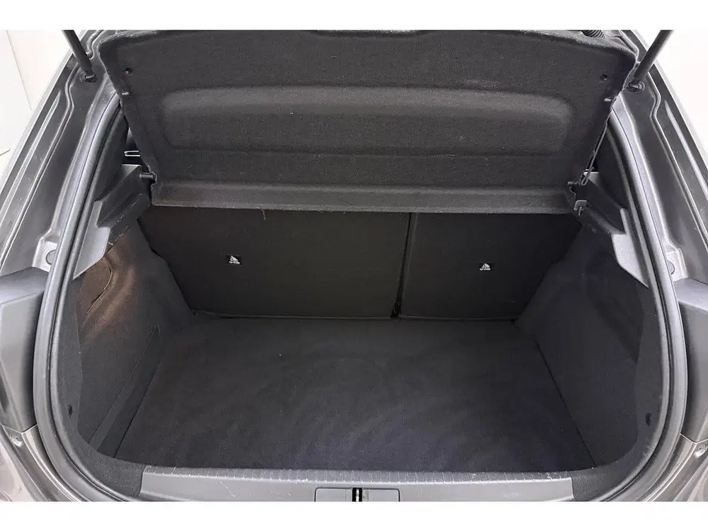 Peugeot 208 1.2 PureTech Active Pack uit 2021, foto 3