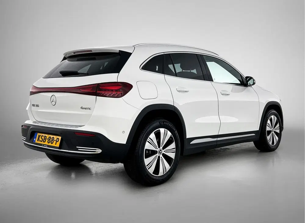 Mercedes-Benz EQA 300 4MATIC Progressive 71 kWh uit 2025, foto 2