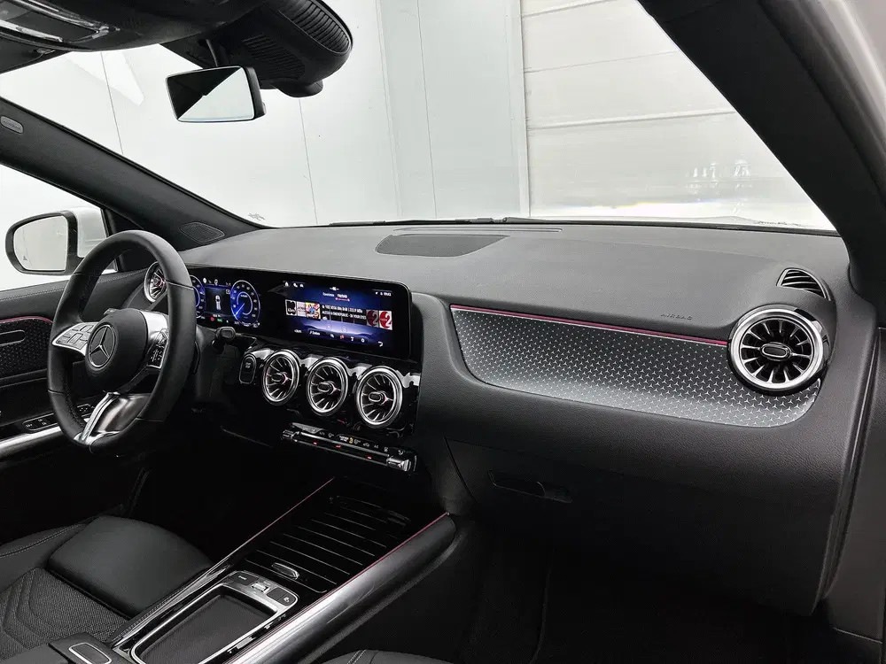 Mercedes-Benz EQA 300 4MATIC Progressive 71 kWh uit 2025, foto 6