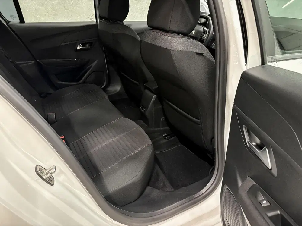 Peugeot 208 EV Active Pack 50 kWh uit 2021, foto 4