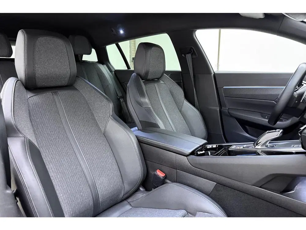 Peugeot 508 SW 1.2 PureTech Allure Pack Business uit 2023, foto 14