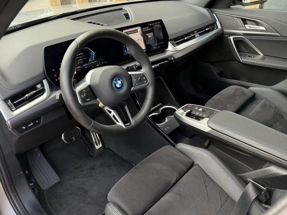 BMW X1 xDrive25e M-sport uit 2023, foto 13