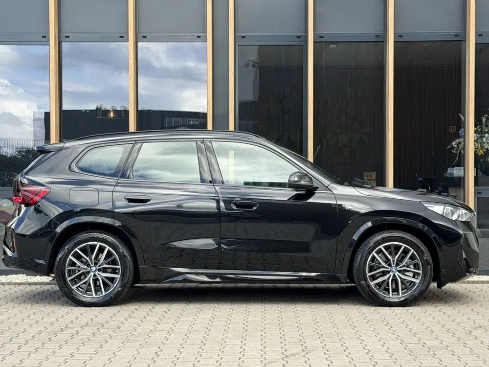 BMW X1 xDrive25e M-sport uit 2025, foto 12