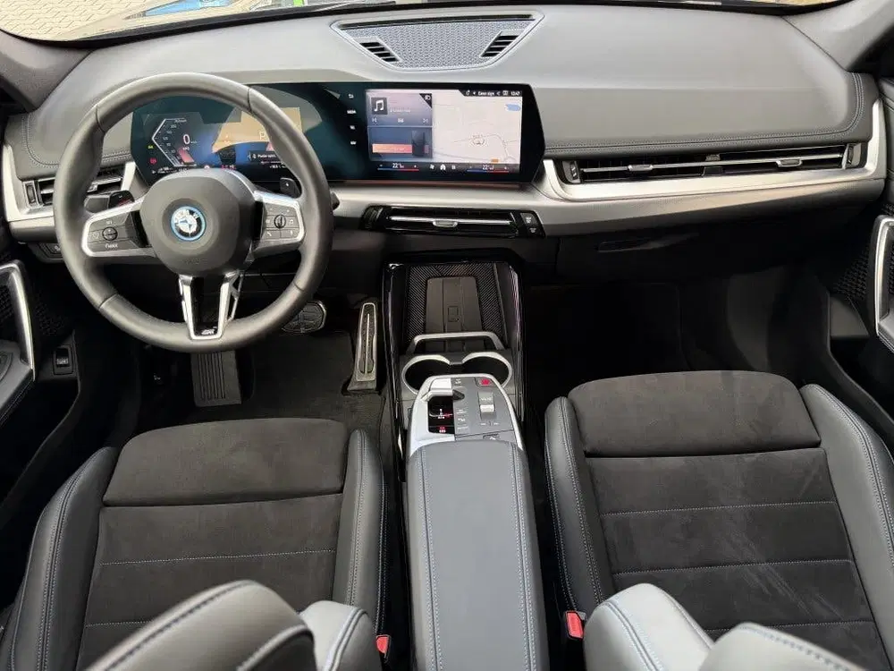 BMW X1 xDrive25e M-sport uit 2025, foto 4