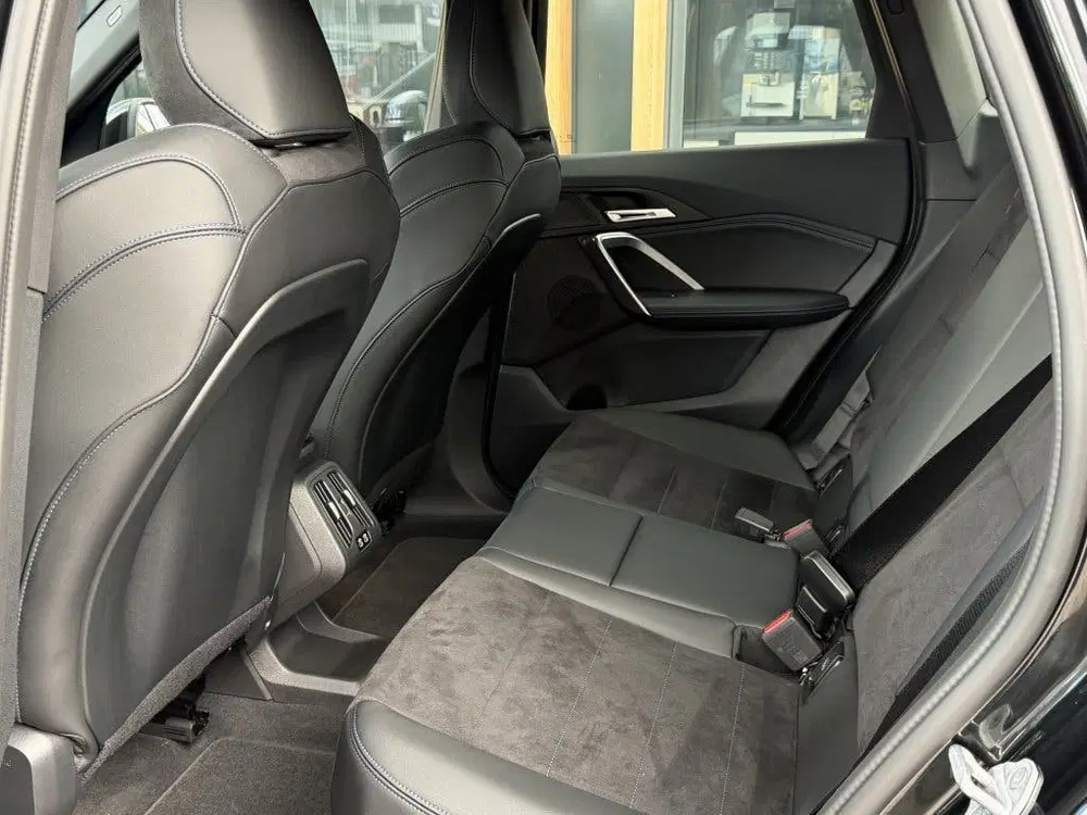 BMW X1 xDrive25e M-sport uit 2025, foto 6