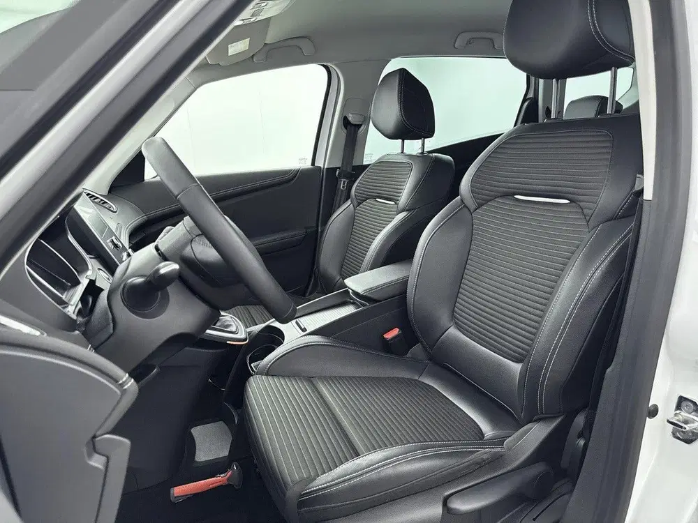 Renault Grand Scenic Grand Scénic 140 pk TCe Intens uit 2019, foto 6