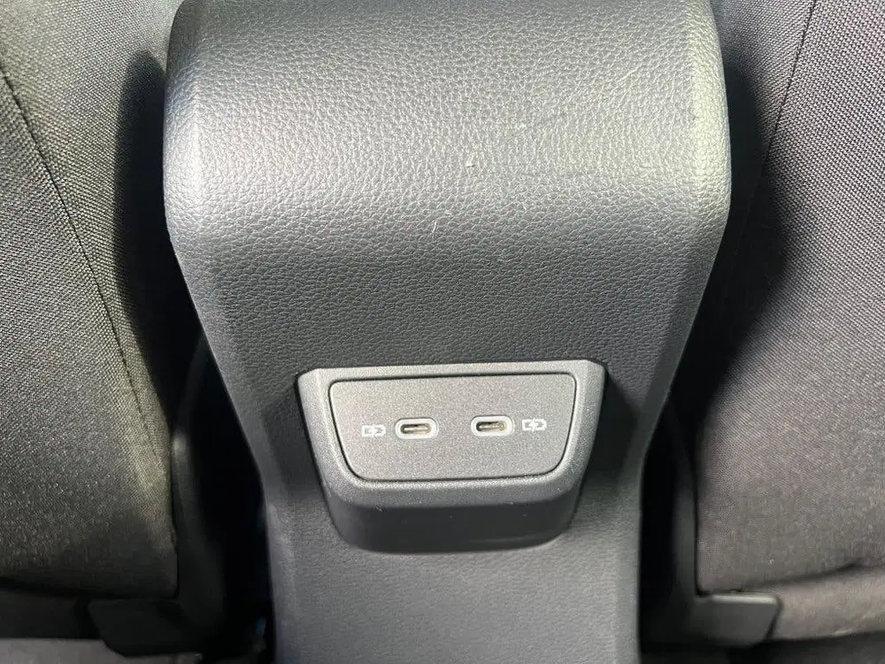Volkswagen Taigo 1.0TSI 110pk DSG R-Line Black Style uit 2022, foto 7