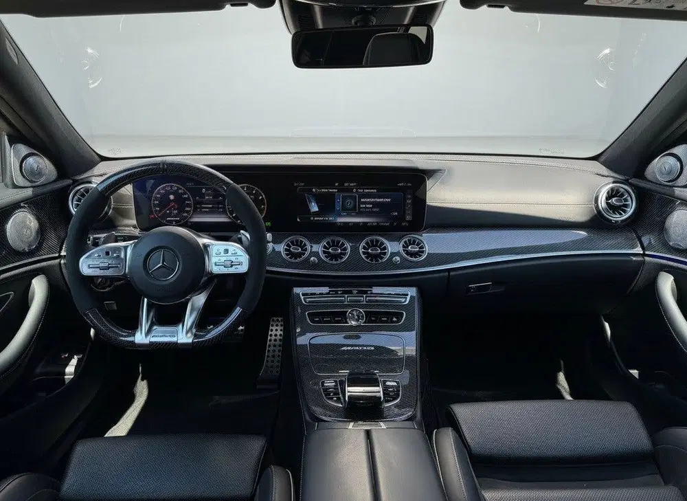 Mercedes-Benz E-Klasse BRABUS 700 uit 2019, foto 3