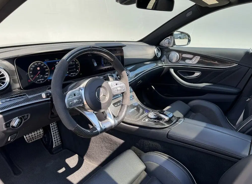 Mercedes-Benz E-Klasse BRABUS 700 uit 2019, foto 5