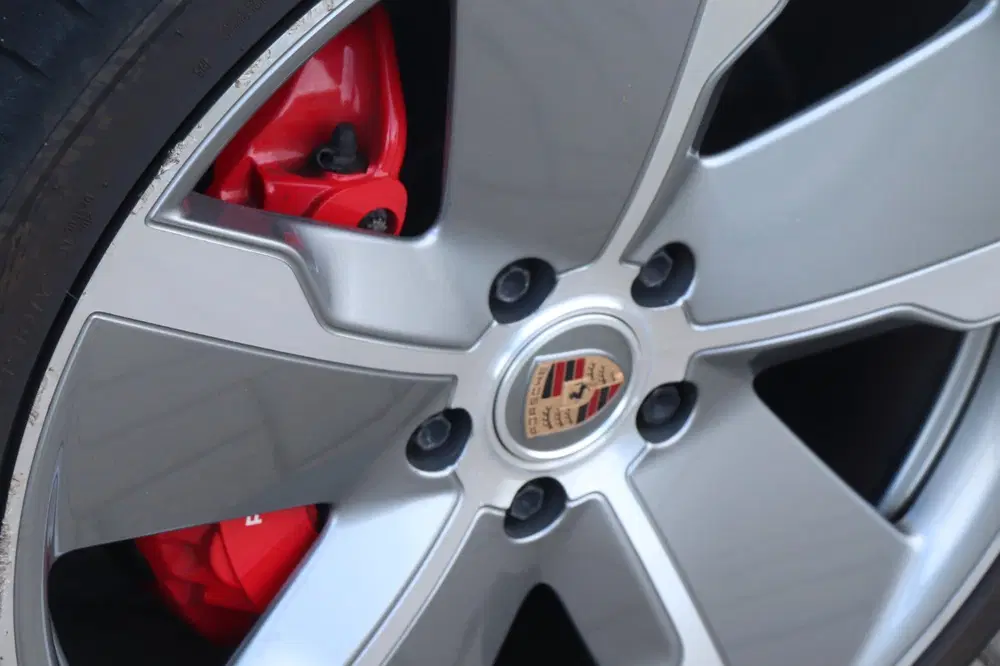 Porsche Taycan 4S Performance 84 kWh uit 2020, foto 6