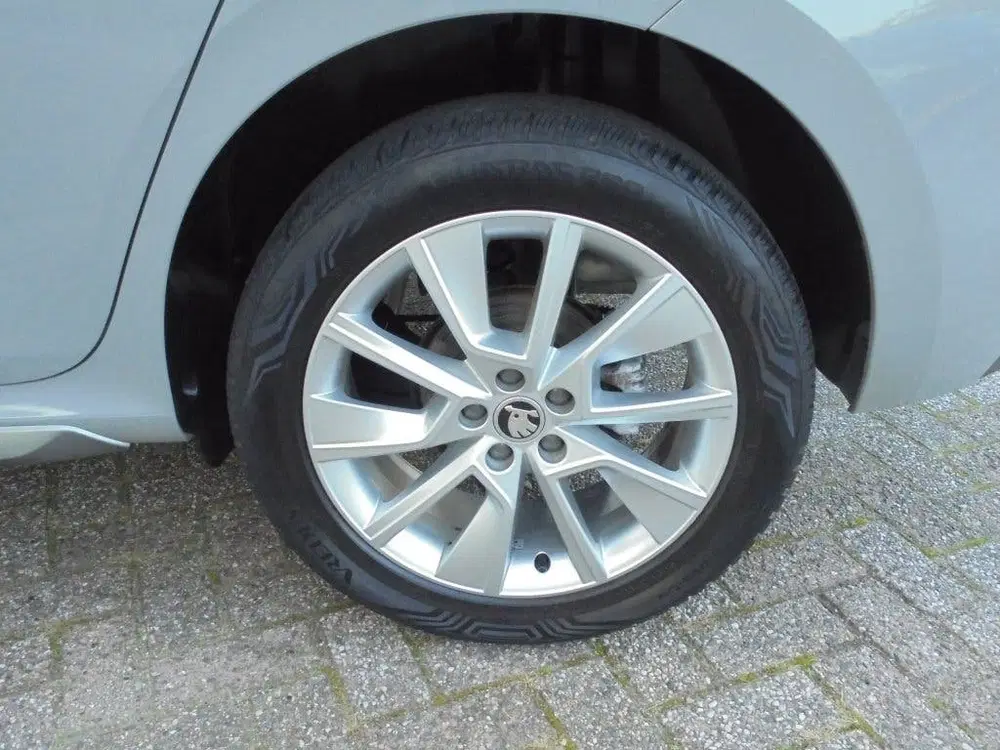 Skoda Kamiq 1.0 TSI Greentech 110pk DSG-7 Zeer netjes uit 2021, foto 13