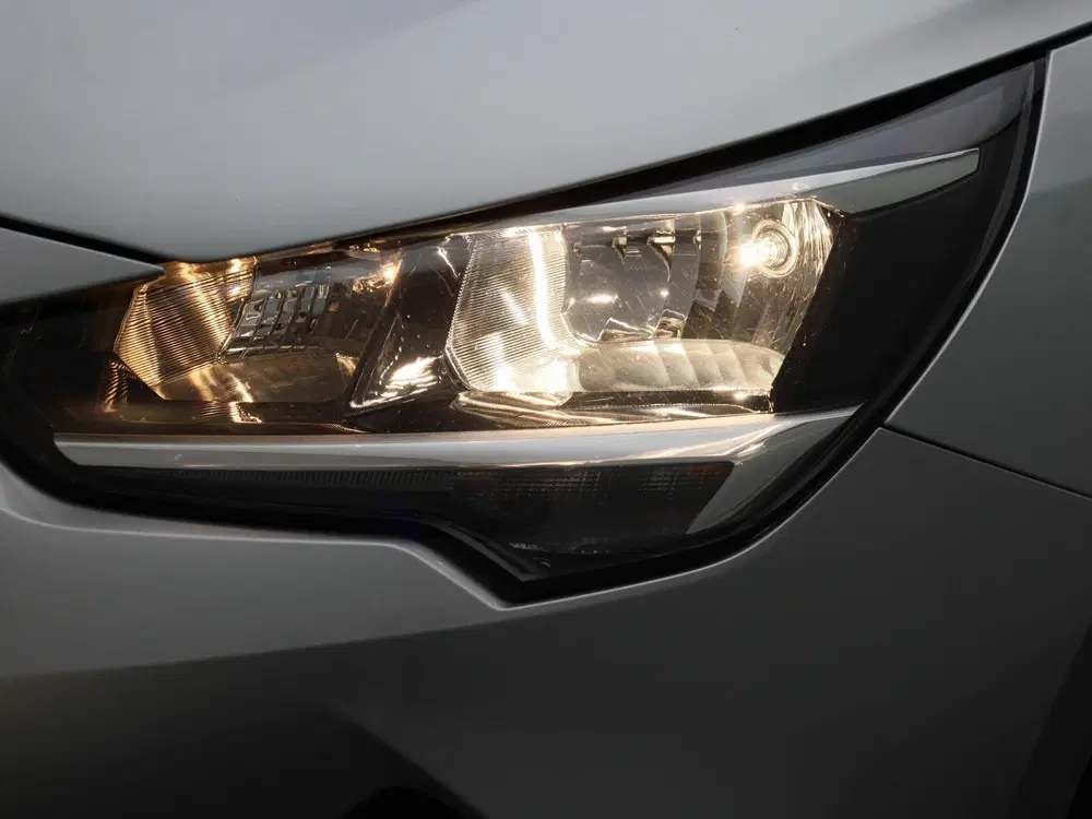 Opel Corsa 1.2 Edition uit 2022, foto 13