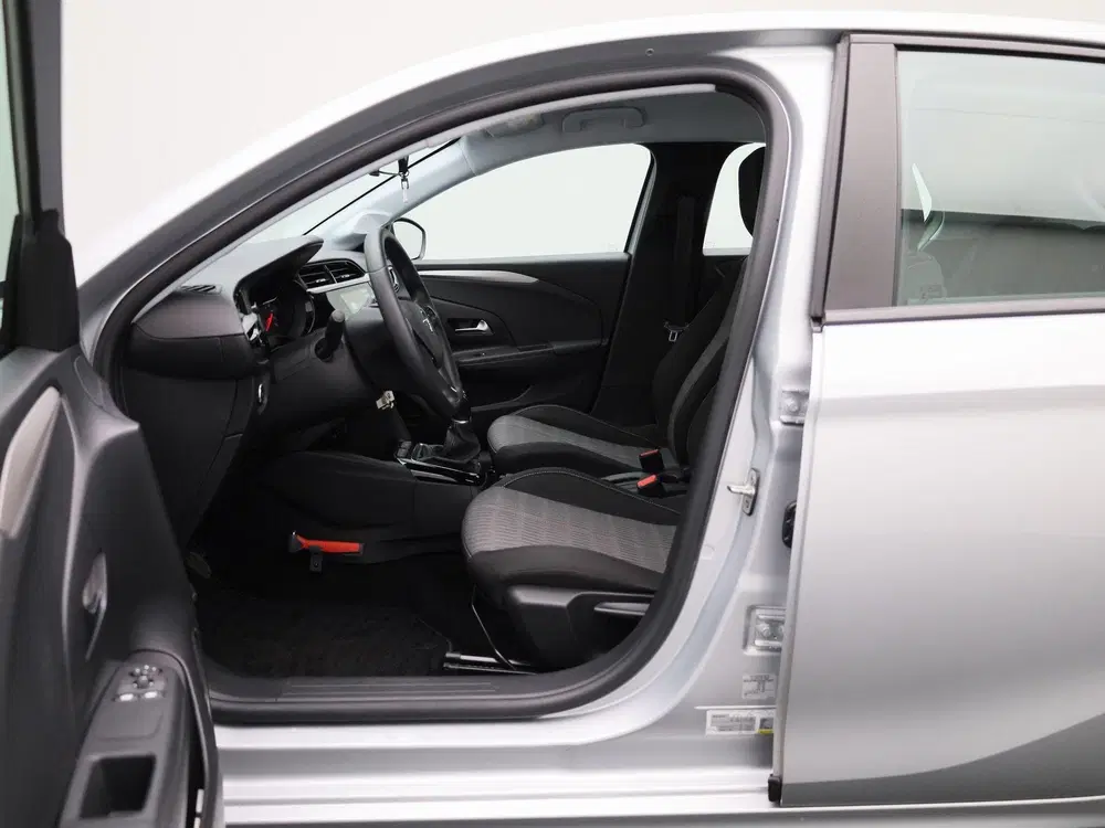 Opel Corsa 1.2 Edition uit 2022, foto 9