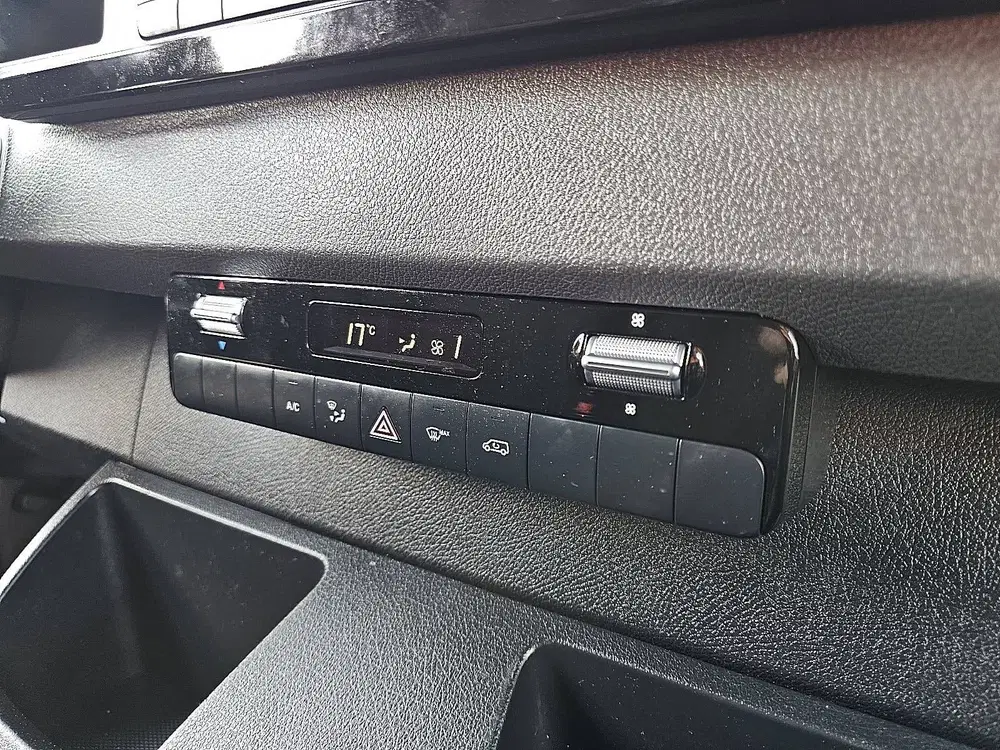 Mercedes-Benz Sprinter 317 l2h2 led mbux10 uit 2024, foto 10