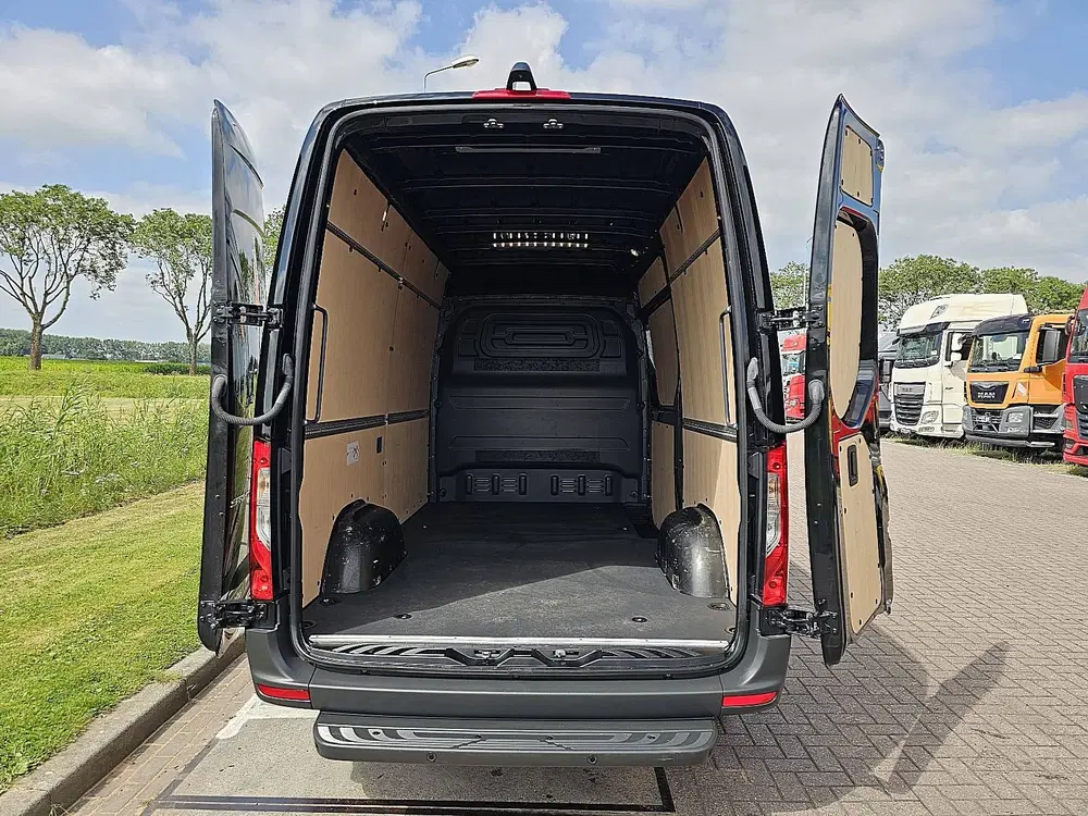 Mercedes-Benz Sprinter 317 l2h2 led mbux10 uit 2024, foto 13