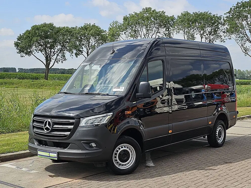 Mercedes-Benz Sprinter 317 l2h2 led mbux10 uit 2024, foto 2