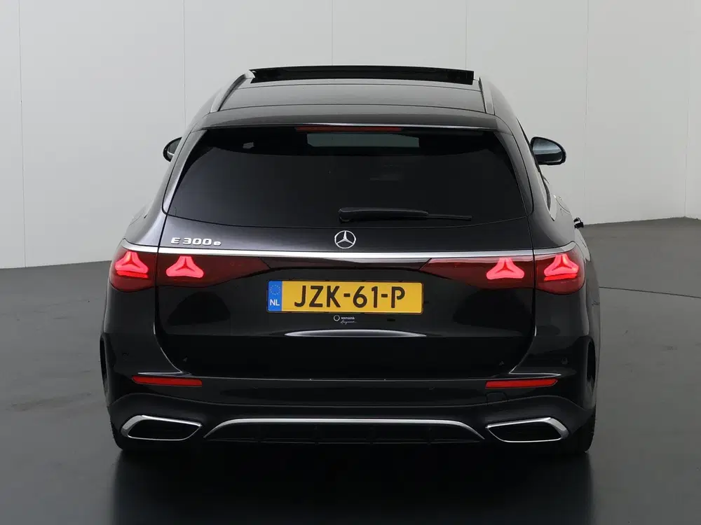 Mercedes-Benz E-Klasse 300e Sport Edition uit 2026, foto 4
