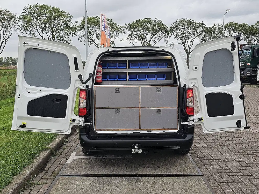 Opel Combo 1.5 L2 2xZijdeur NAP Airco 102Pk Trekhaak uit 2021, foto 12