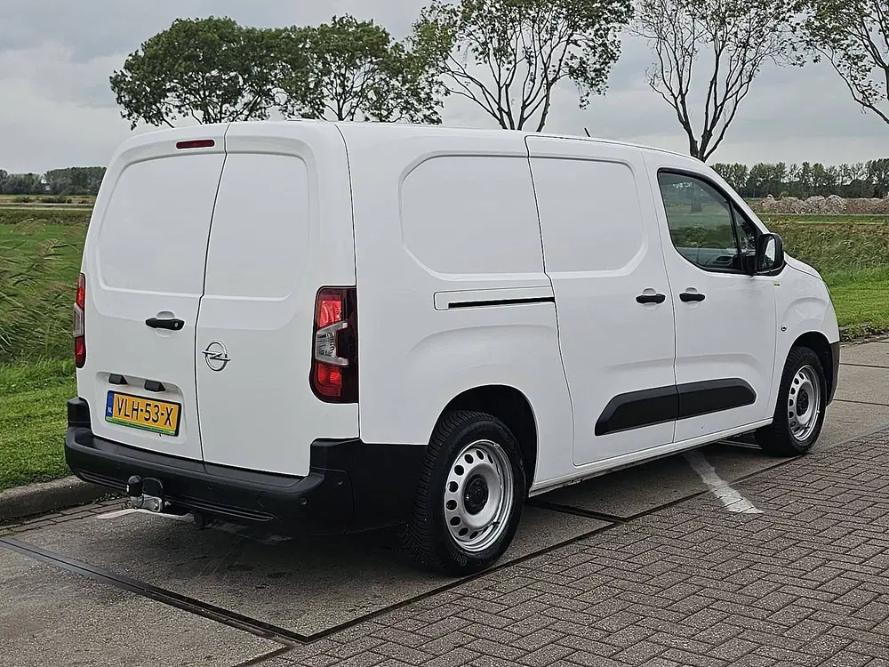 Opel Combo 1.5 L2 2xZijdeur NAP Airco 102Pk Trekhaak uit 2021, foto 3