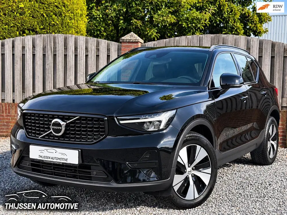 Volvo XC40 1.5 T4 Plug-in hybrid Ultimate Dark SHADOW uit 2023