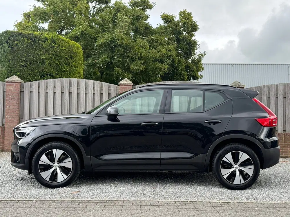 Volvo XC40 1.5 T4 Plug-in hybrid Ultimate Dark SHADOW uit 2023, foto 3