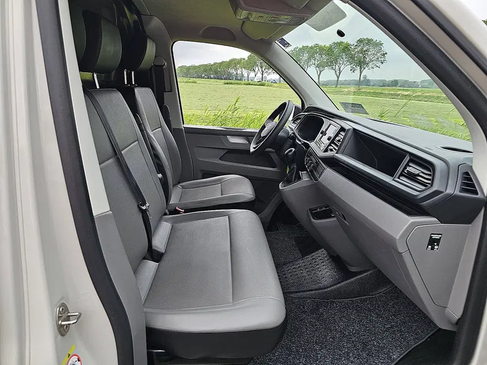 Volkswagen Transporter 2.0 TDI L2H1 150Pk Automaat T6.1 Acht uit 2024, foto 7