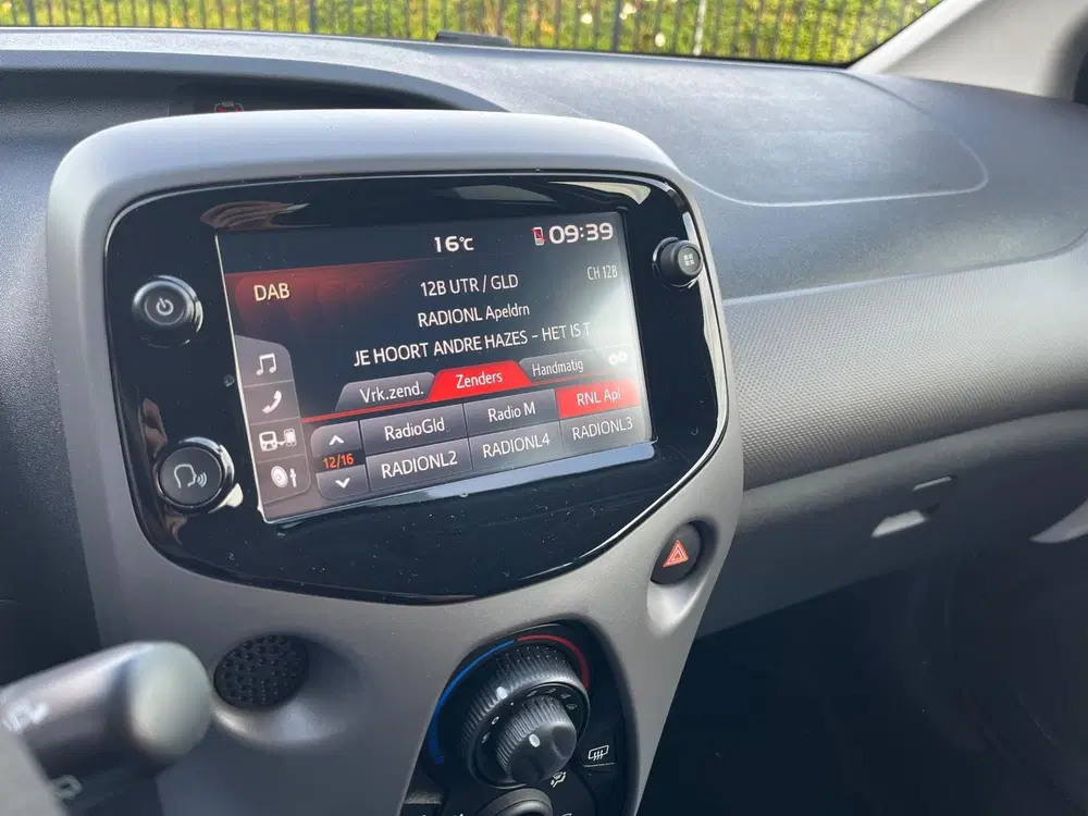 Peugeot 108 1.0 e-VTi Active NLAuto uit 2021, foto 10