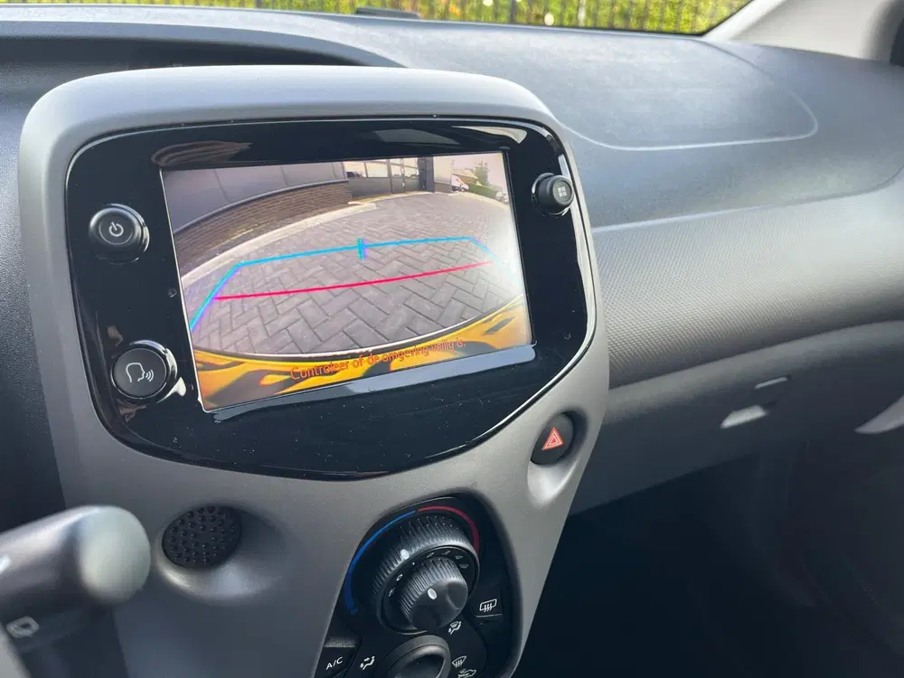 Peugeot 108 1.0 e-VTi Active NLAuto uit 2021, foto 12