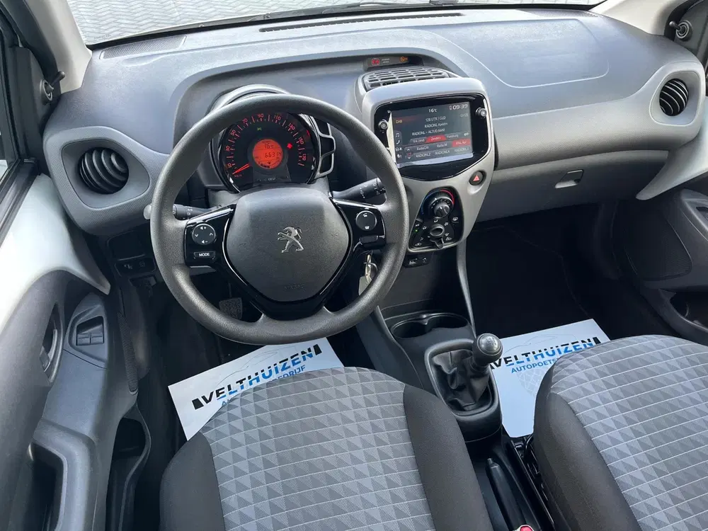 Peugeot 108 1.0 e-VTi Active NLAuto uit 2021, foto 8