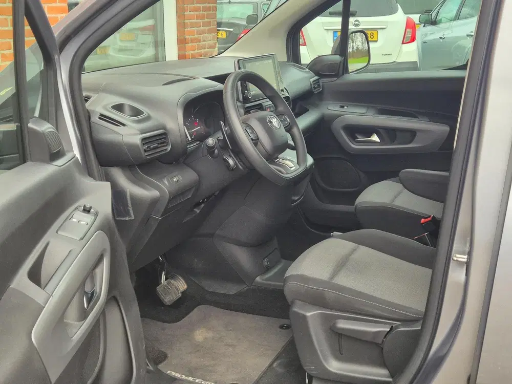 Toyota Proace City 1.2 Turbo Cool AUTOMAAT 131PK 5drs uit 2021, foto 8