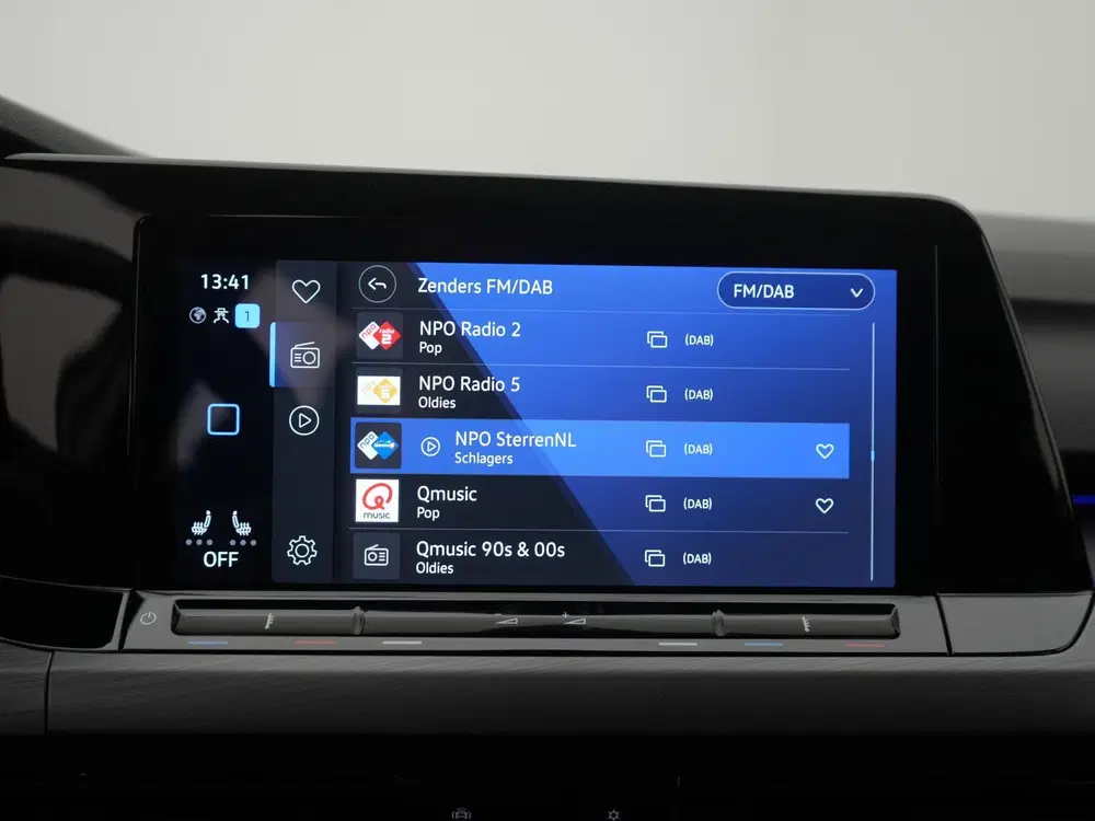 Volkswagen Golf 1.5 eTSI Business AUTOMAAT uit 2023, foto 15