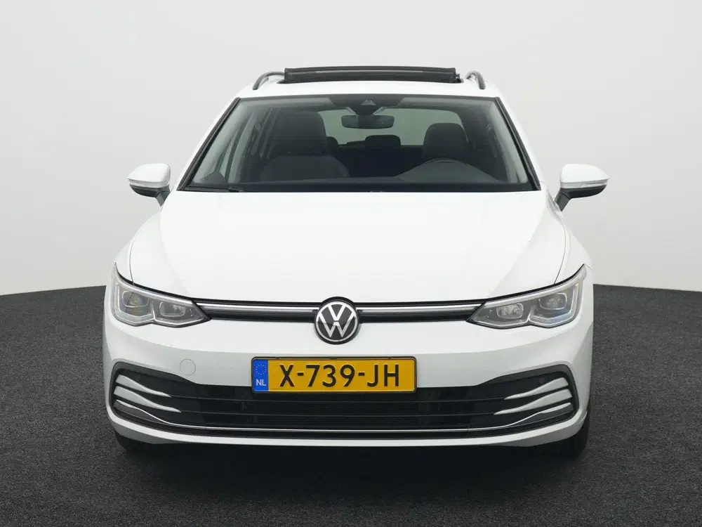 Volkswagen Golf 1.5 eTSI Business AUTOMAAT uit 2023, foto 3