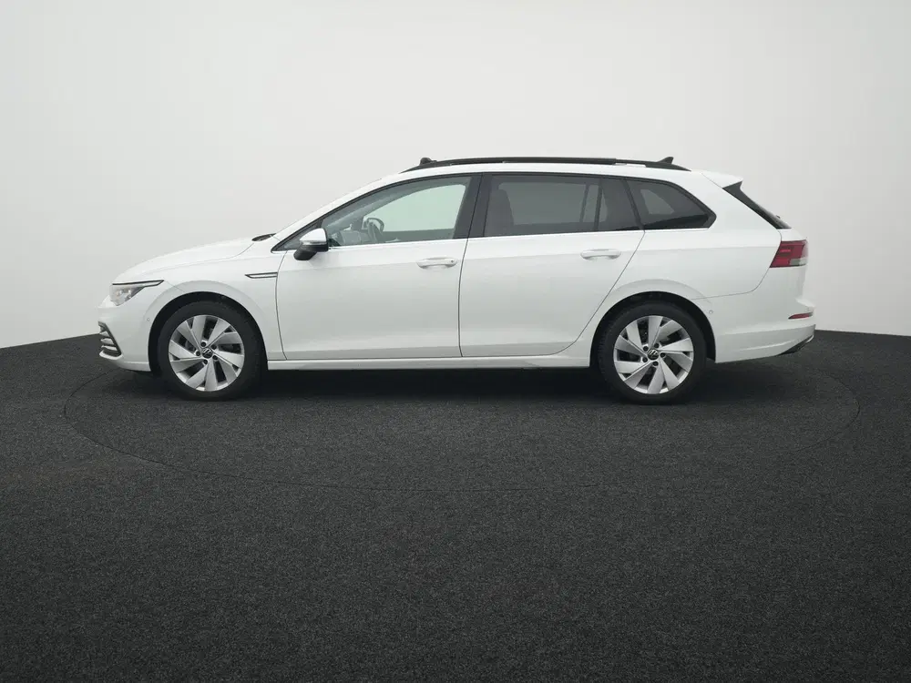Volkswagen Golf 1.5 eTSI Business AUTOMAAT uit 2023, foto 4