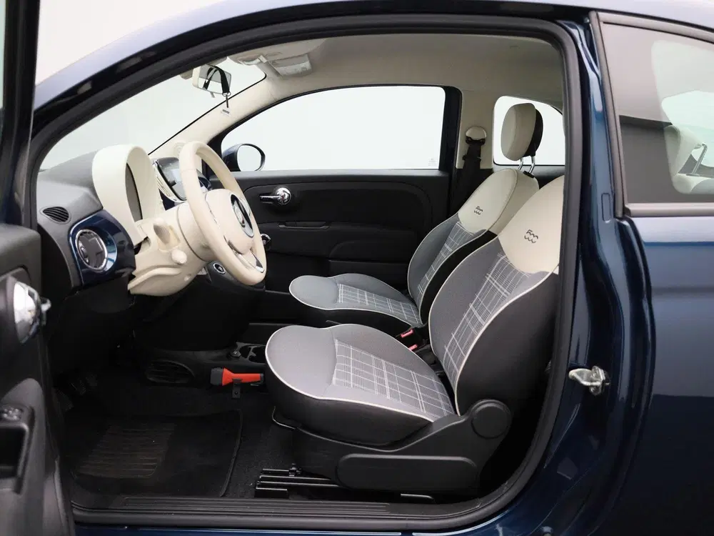 Fiat 500 1.0 Hybrid Lounge uit 2021, foto 9