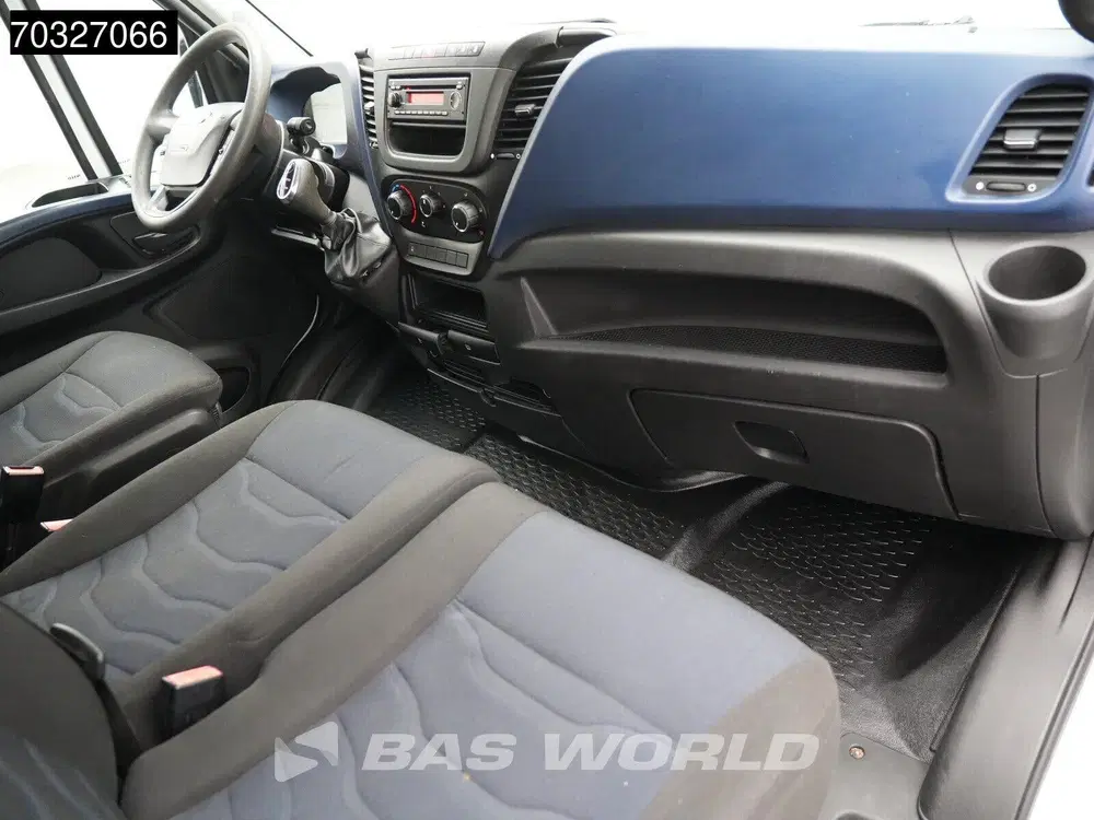 Iveco Daily 3.0L Automaat L1H1 180PK L1 Kompakt Cruise uit 2019, foto 14